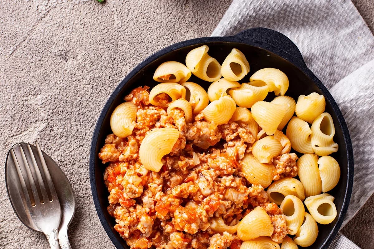 Horneado de Chili con Macarrones y Queso